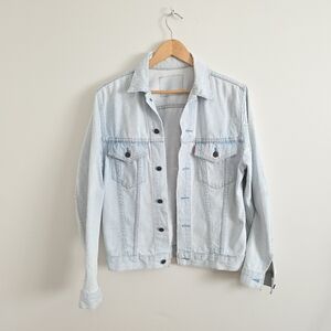 Vintage Levis Light Wash Denim Jean Jacket